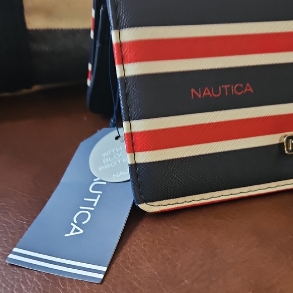 Patriotic Tommy Hilfiger Tote Bundle Includes NWT Nautica Wallet - Picture 6 of 16